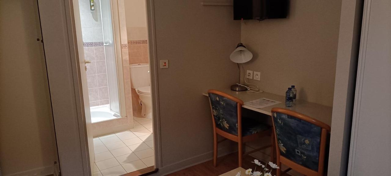 Logis Hotel Grangier Saint-Sozy Esterno foto