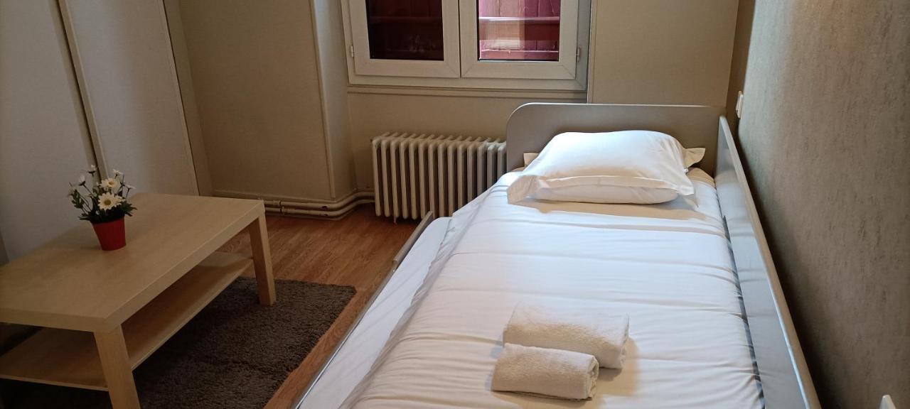 Logis Hotel Grangier Saint-Sozy Esterno foto