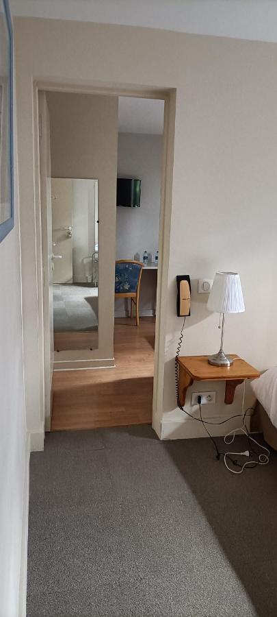 Logis Hotel Grangier Saint-Sozy Esterno foto