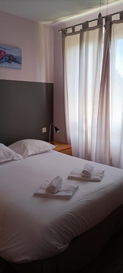 Logis Hotel Grangier Saint-Sozy Esterno foto